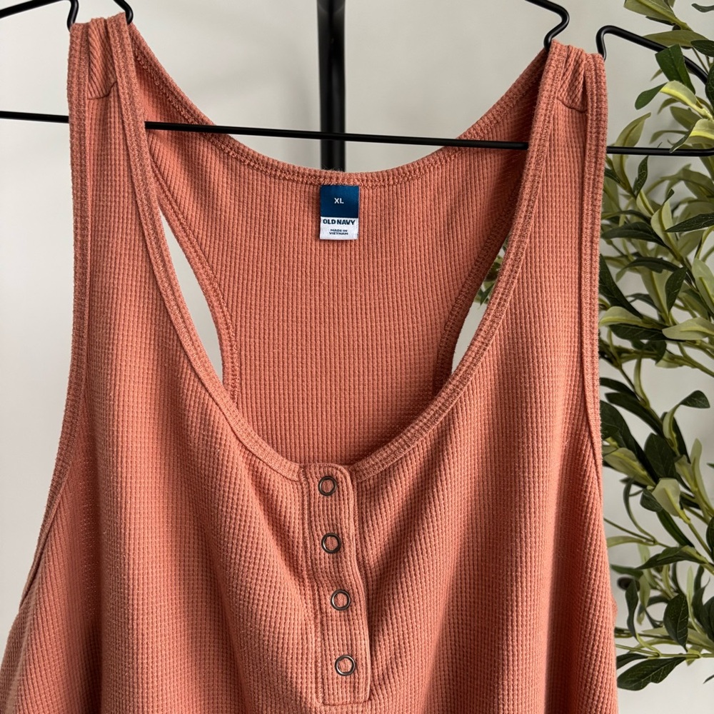 • [Old Navy] Racerback • - Picture 2 of 12